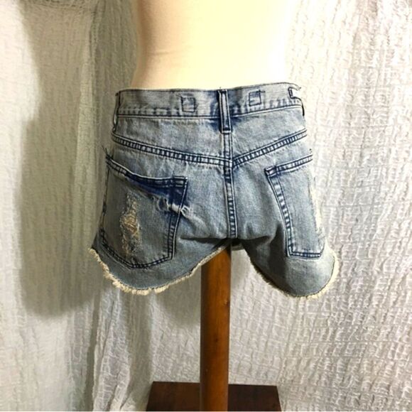 Brandy & Mellville Destroyed Shorts Size 40 (L) - Picture 3 of 8